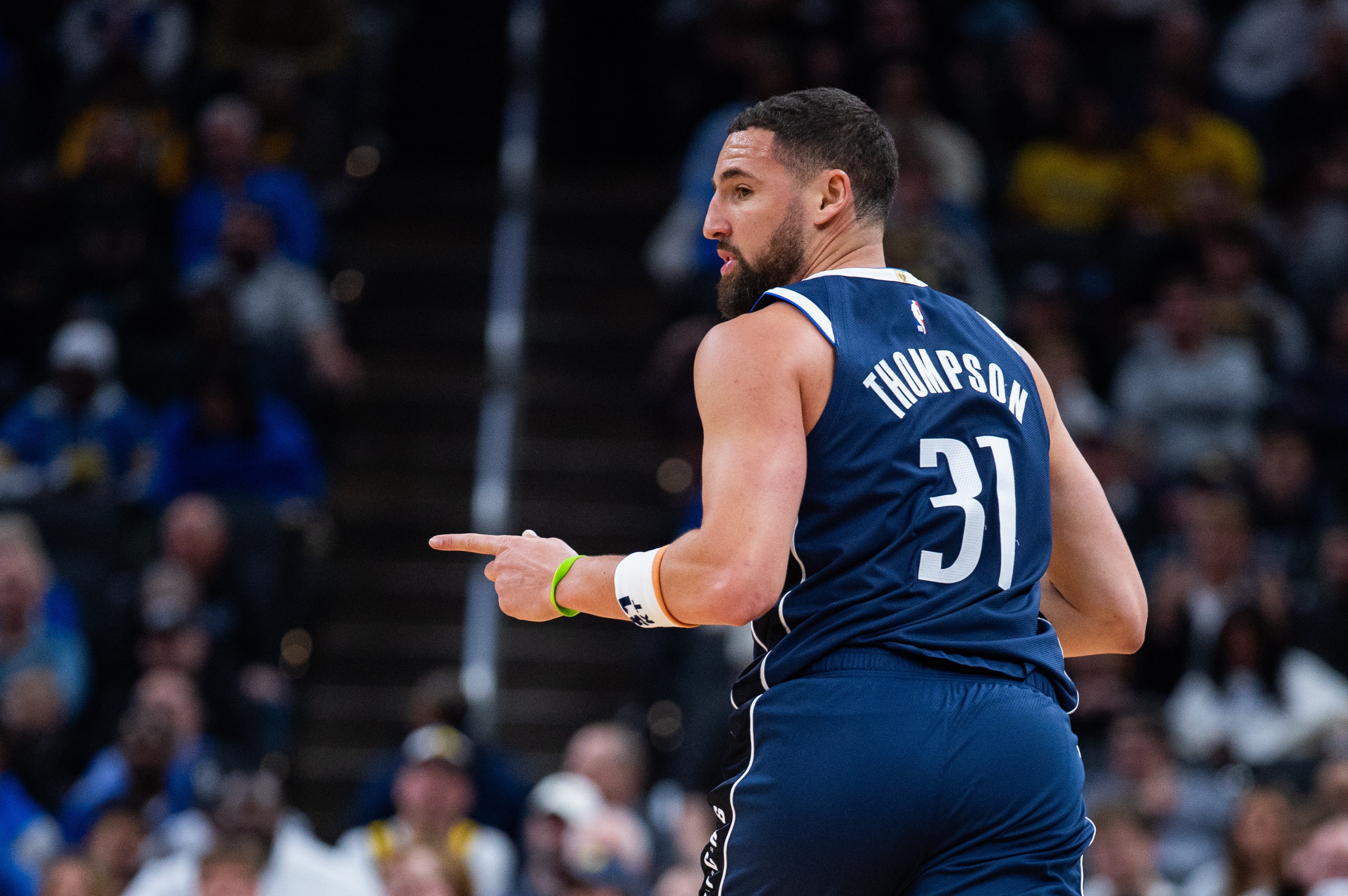 开云中国-战旧主!克莱三分9中5得到15分1板1助1断1帽