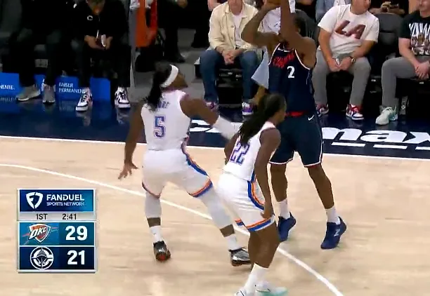 开云平台-伦纳德三分2中2拿到8分,快船回应一波9-2追至8分打停雷霆